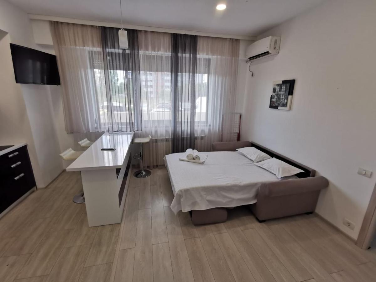 Mamaia Lake Apartments Constanta Exterior photo