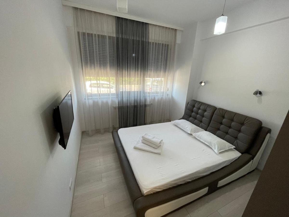 Mamaia Lake Apartments Constanta Exterior photo