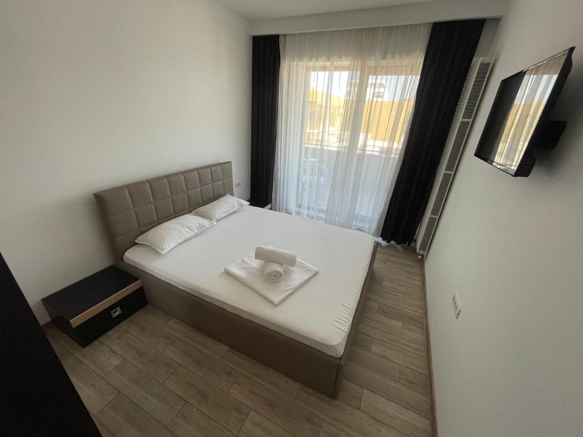 Mamaia Lake Apartments Constanta Exterior photo